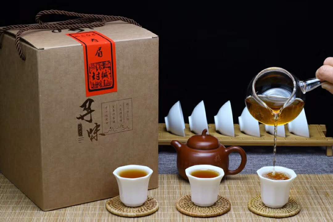 2015年寿眉老白茶